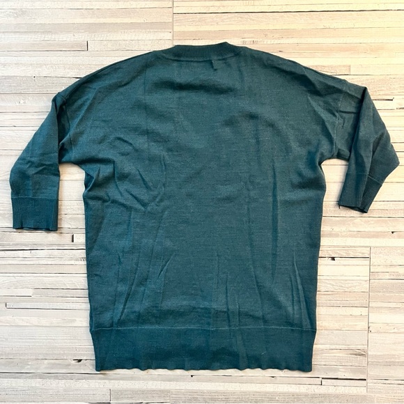 The Limited Teal V-neck Three Quarter Sleeve Sweater - Picture 5 of 7